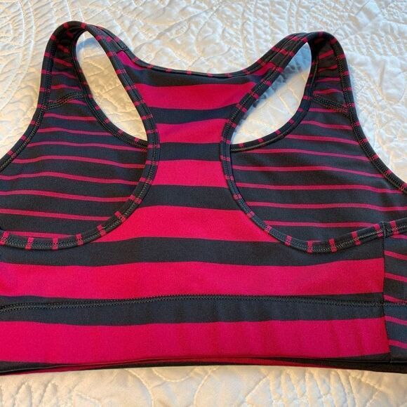Nike Dri Fit Stripe Swoosh Activewear Racerback Sports Bra Black & Red Small - Picture 5 of 6